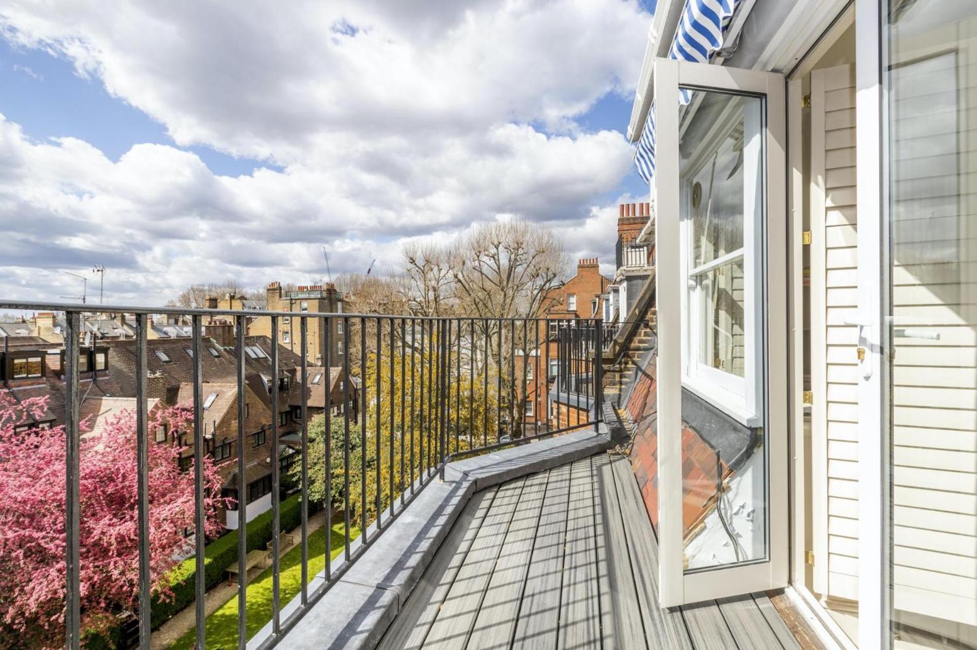 The Baby's Breath 2 Bedroom With Patio In Chelsea Appartamento